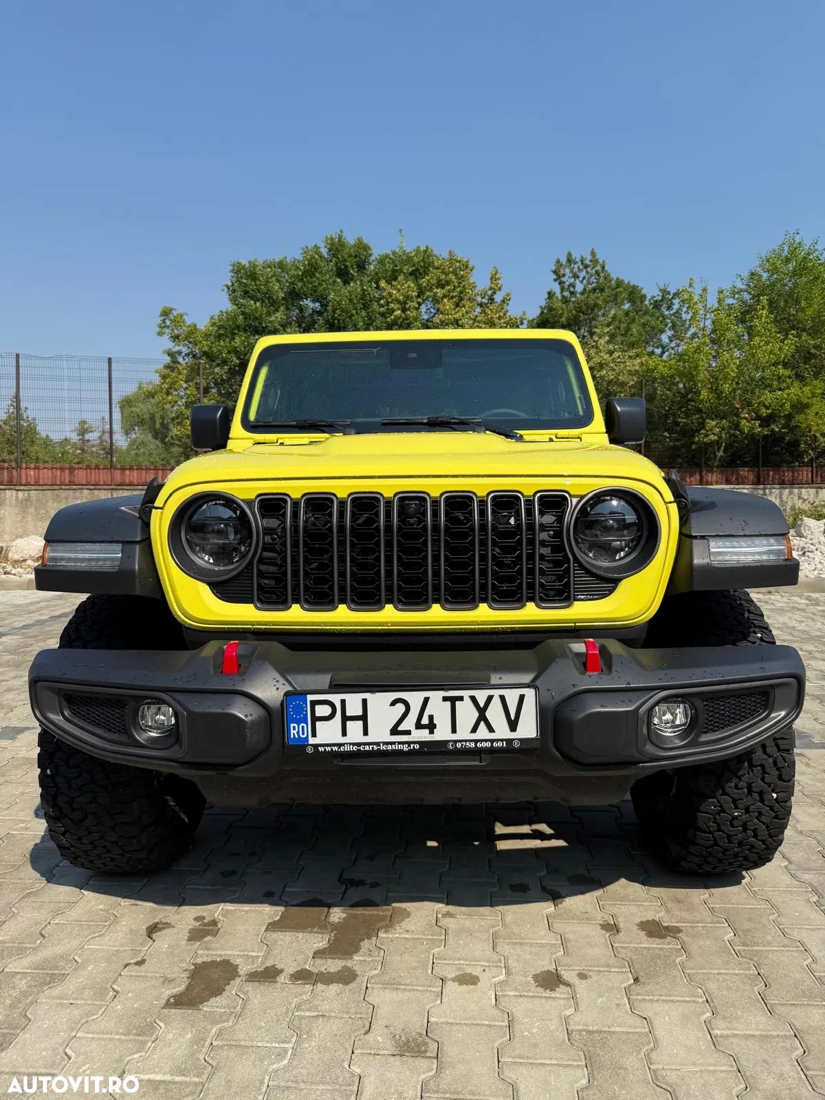 Jeep Wrangler - 1