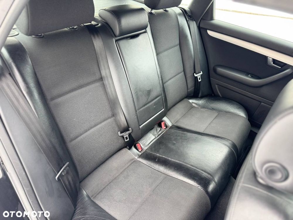 Audi A4 Avant 2.0T FSI - 11