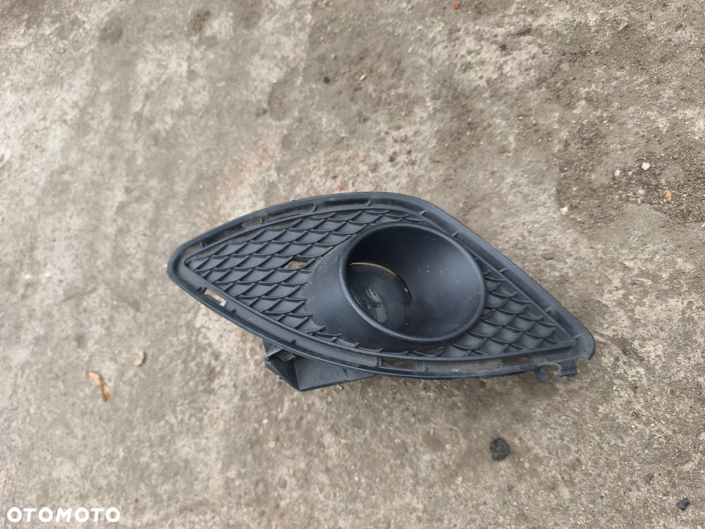 a1178850122 lampka halogen lewy Mercedes-Benz CLA w117 A0998200156 - 1