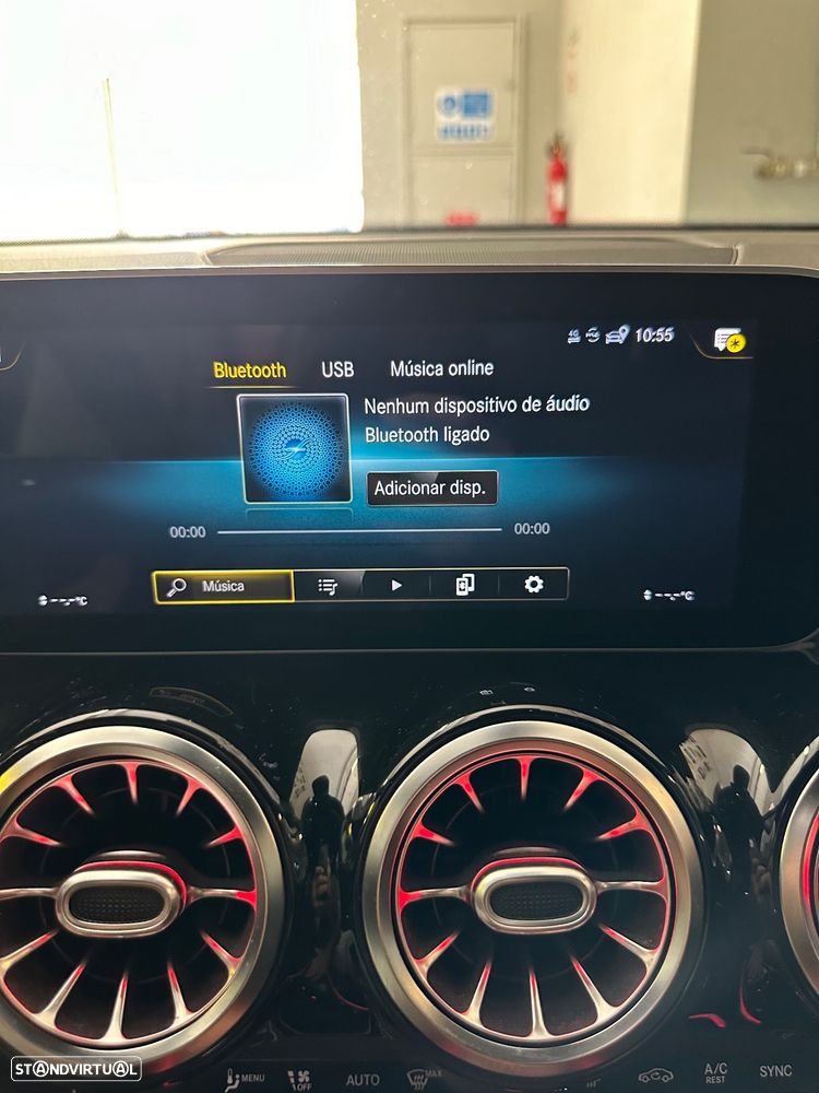 Mercedes-Benz GLB 220 d 4Matic AMG Line - 15
