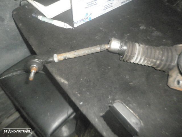 Caixa Direcao 7702105381 RENAULT 4 GTL 1989 1.1 35CV 5P BRANCO - 1