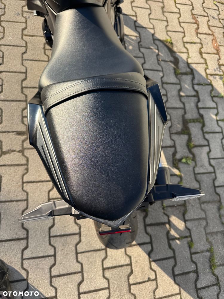 Kawasaki Ninja - 8