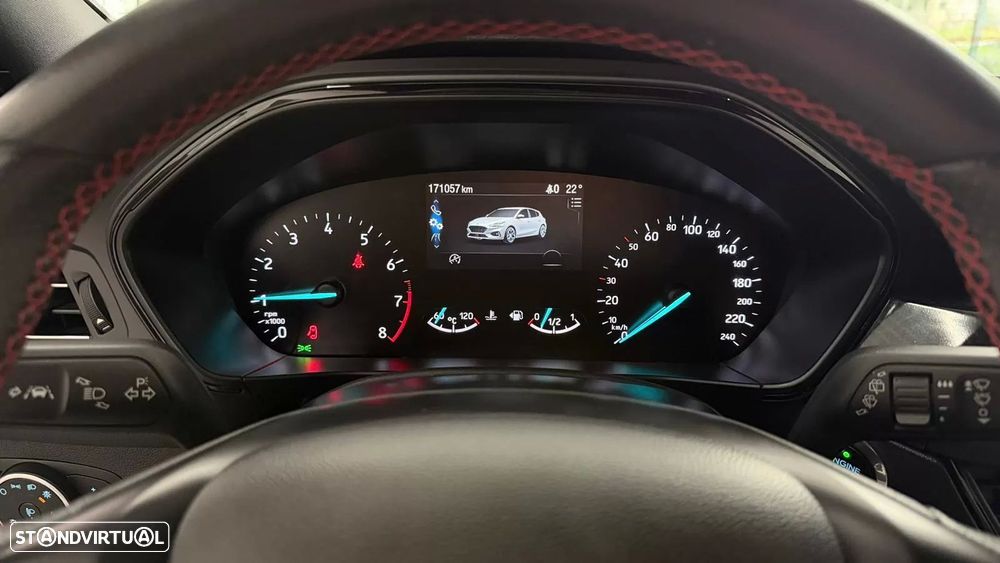 Ford Focus 1.0 EcoBoost S&S ST-LINE STYLE - 17