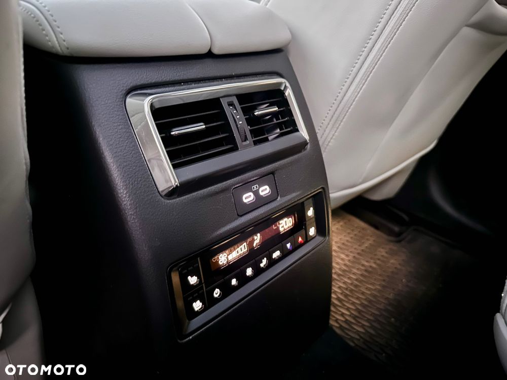 Mazda CX-80 - 8