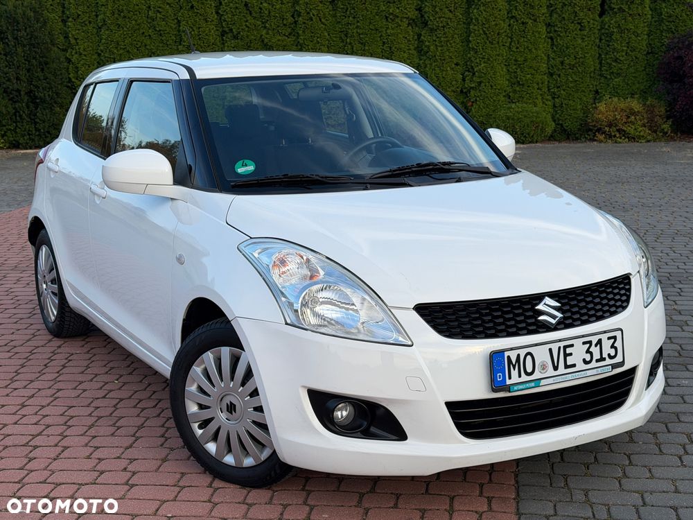 Suzuki Swift - 1