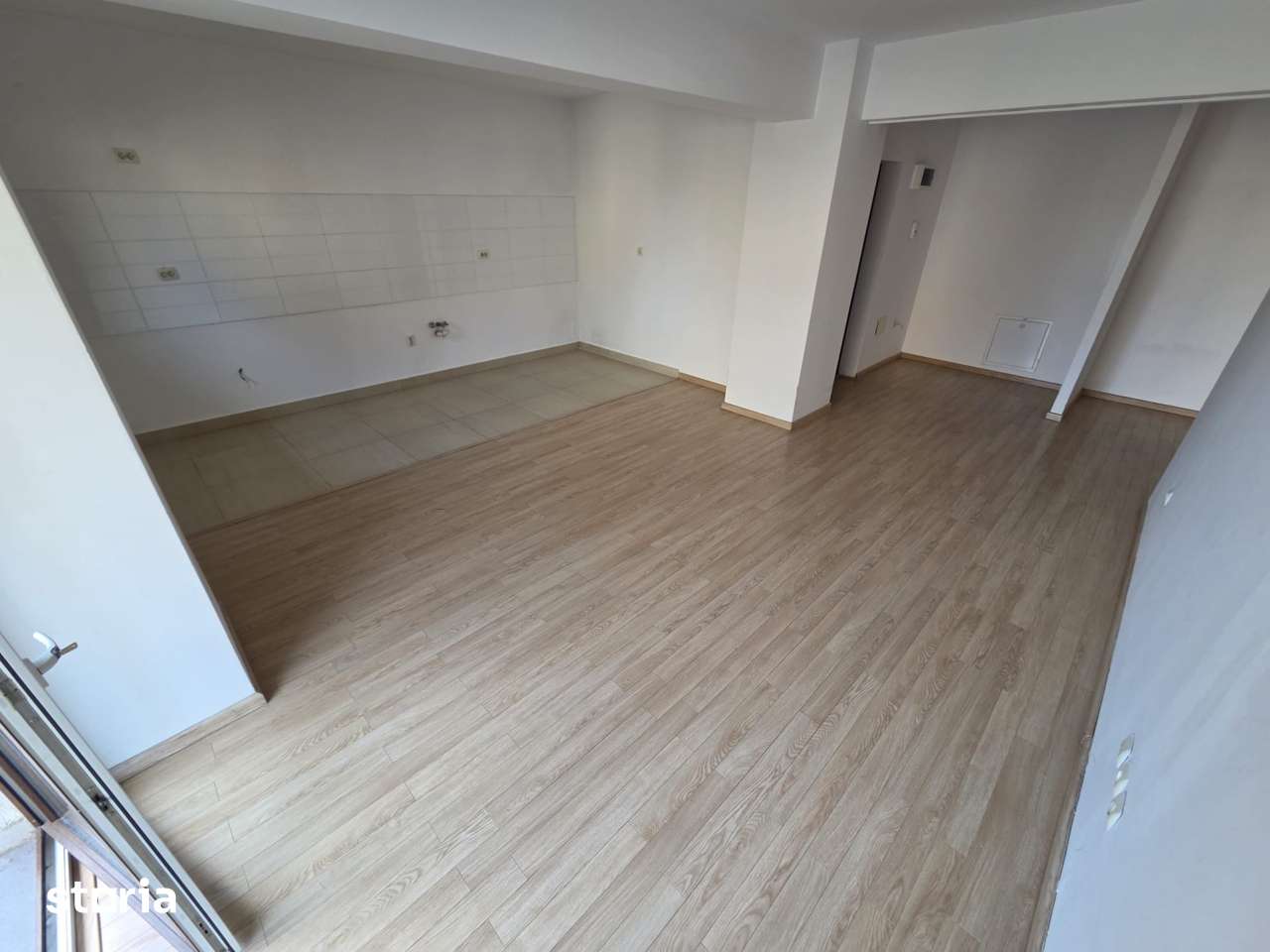 Apartament 2 camere Buna Ziua cu parcare subterana — fotografia 3