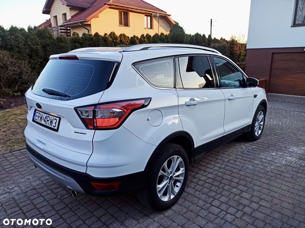 Ford Kuga - 8