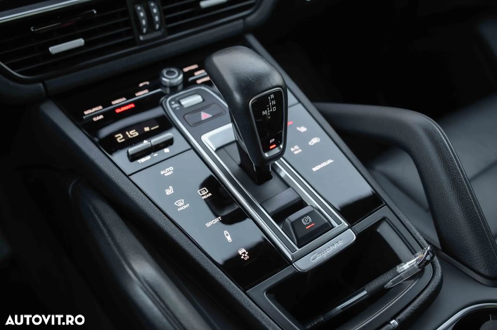 Porsche Cayenne S Tiptronic S - 35