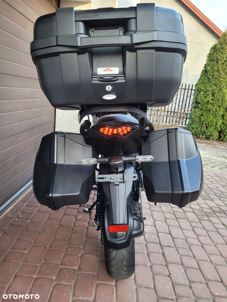 Kawasaki Versys 650 - 21