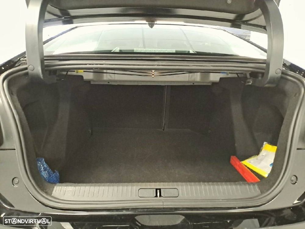 Citroën C4 X 1.2 Hybrid Plus e-DSC6 - 6