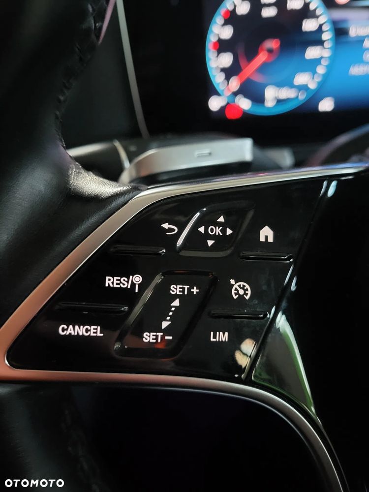 Mercedes-Benz Klasa E 220 d Business Edition - 29