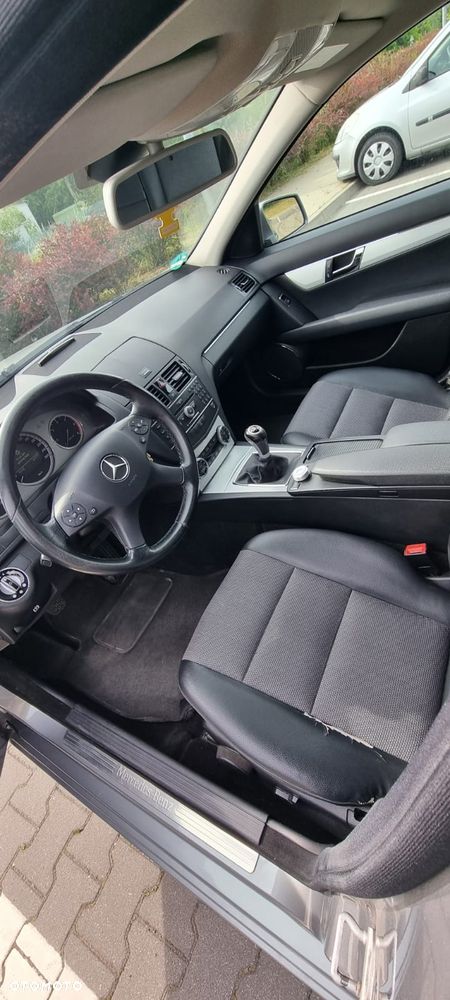 Mercedes-Benz Klasa C 220 CDI Avantgarde - 13