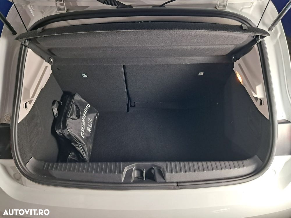 Renault Clio - 24