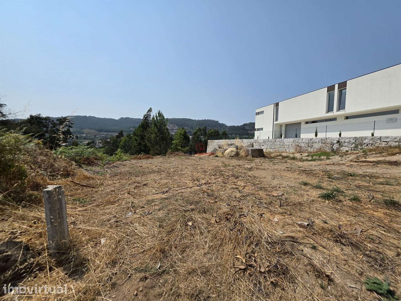 Terreno para Construção com 1.107,93m2 em São Paio, Vizela - Grande imagem: 2/8
