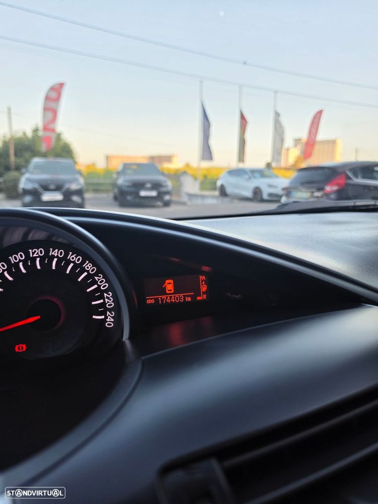 Toyota Verso 1.6 D-4D Comfort - 50