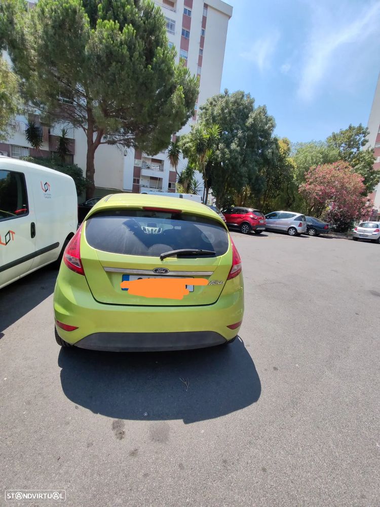 Ford Fiesta - 4