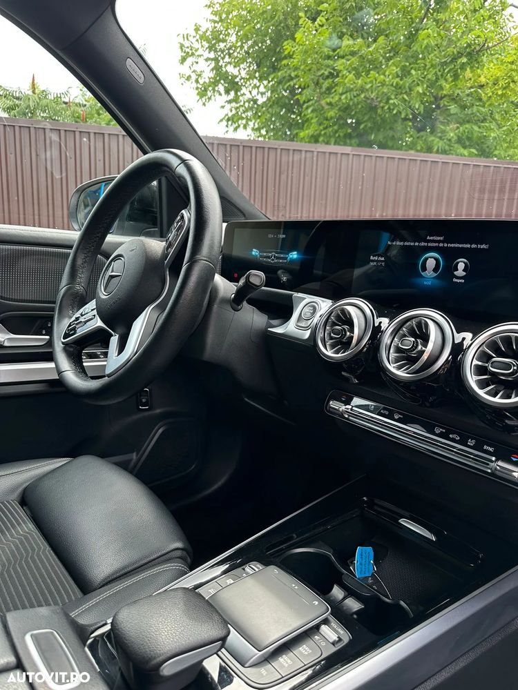 Mercedes-Benz GLB 180 d 8G-DCT AMG Line - 2