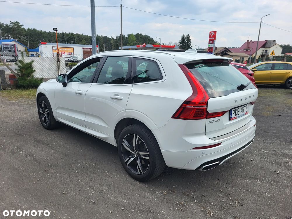 Volvo XC 60 D3 R-Design - 4