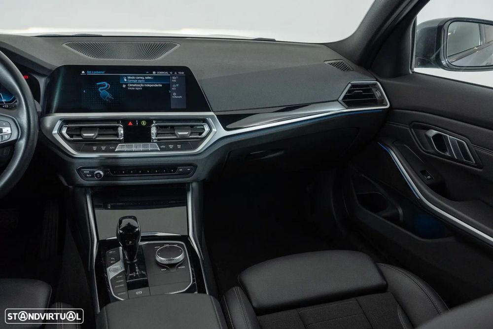BMW 320 e Corporate Edition Auto - 24
