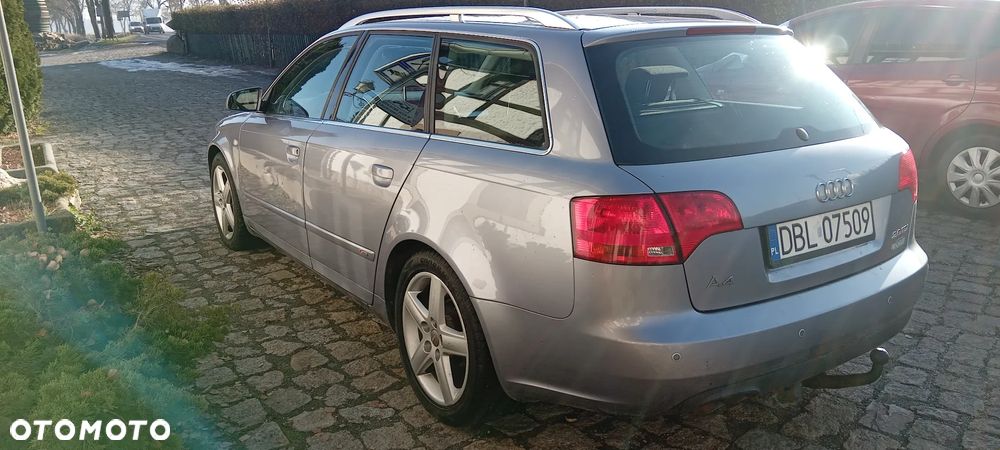 Audi A4 Avant 2.0 TDI - 33