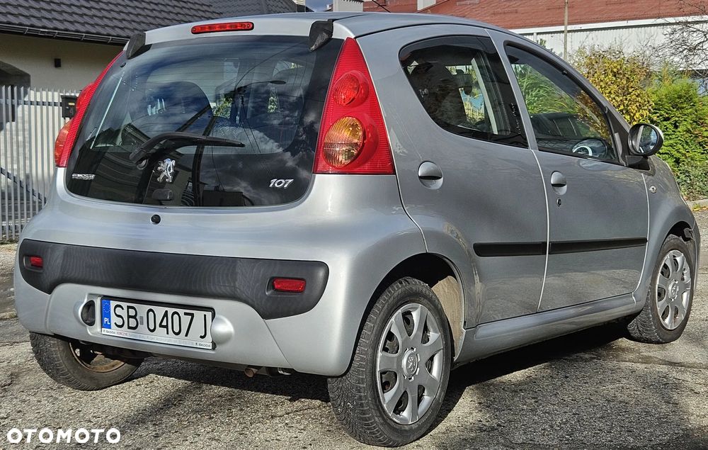 Peugeot 107 1.0 Urban Move Euro5 - 7