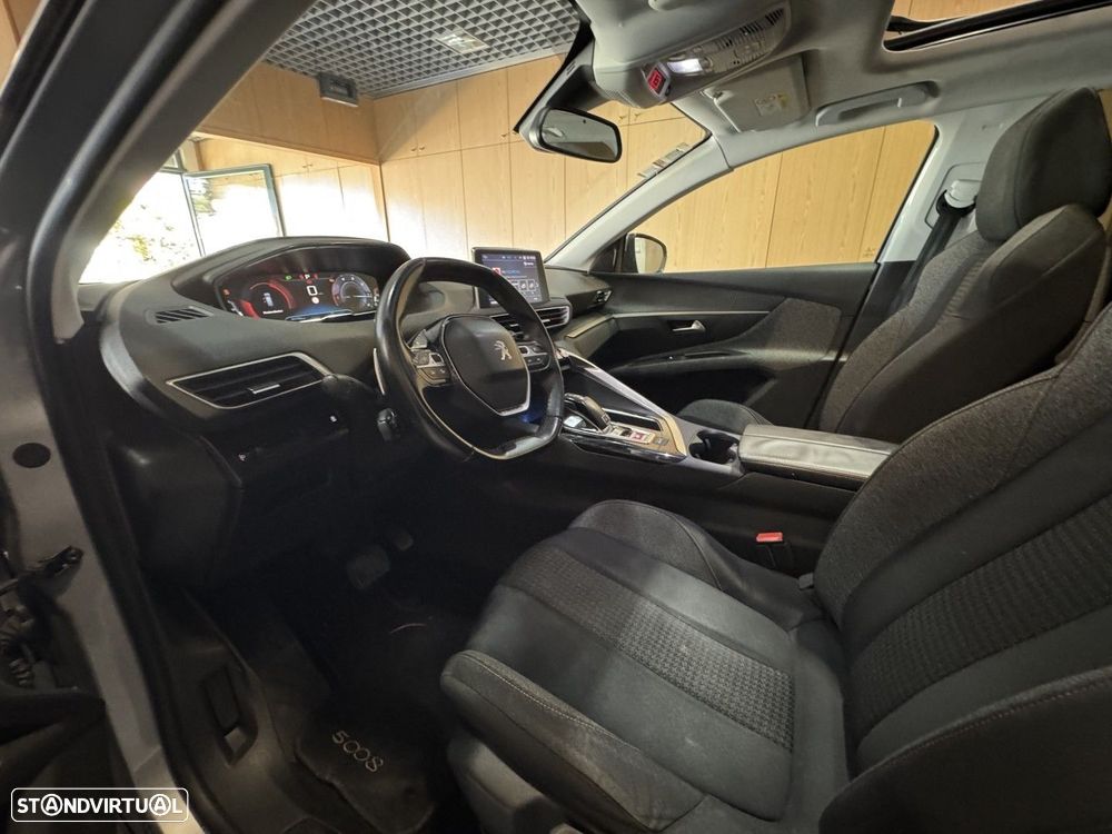 Peugeot 5008 1.5 BlueHDi Allure Pack EAT8 - 23