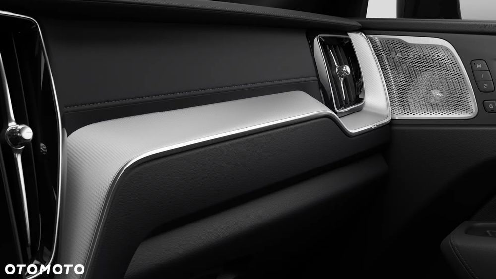 Volvo XC 60 T8 Plug-In Hybrid AWD Polestar Engineered - 16