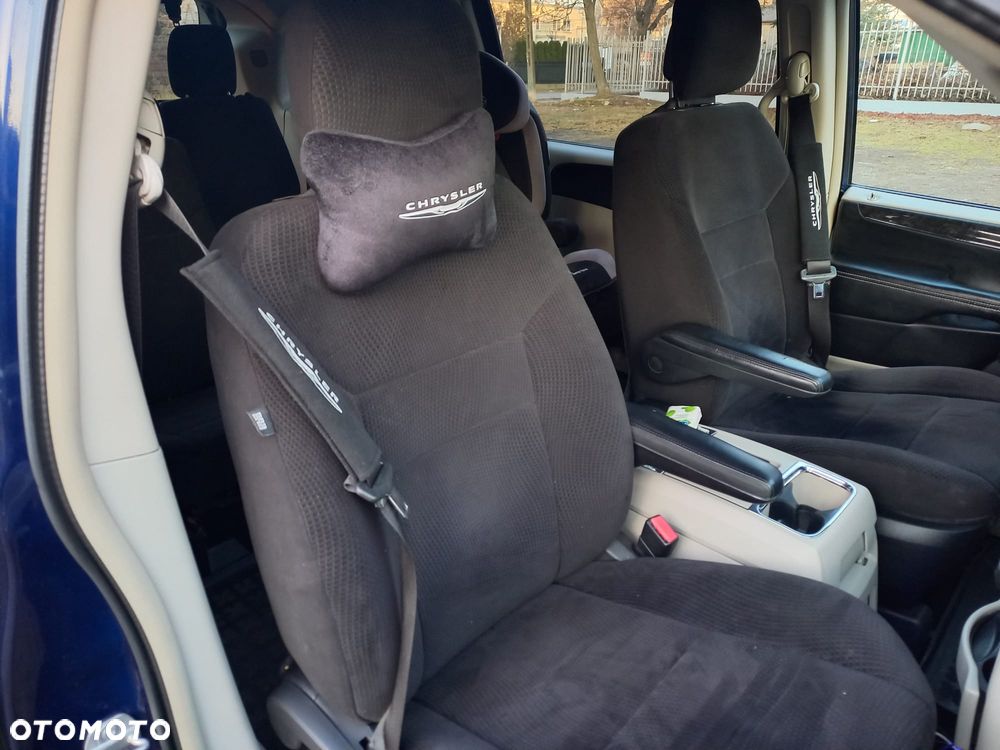 Chrysler Town & Country 3.6 Touring - 4