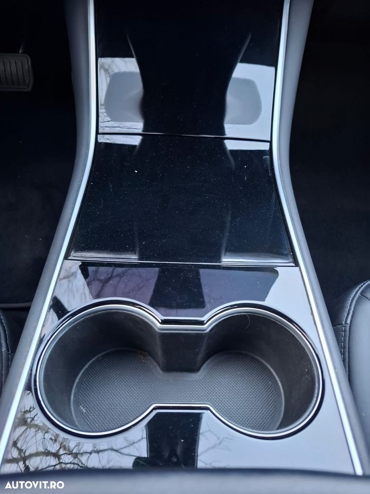 Tesla Model 3 Standard Reichweite Plus Hinterradantrieb - 16