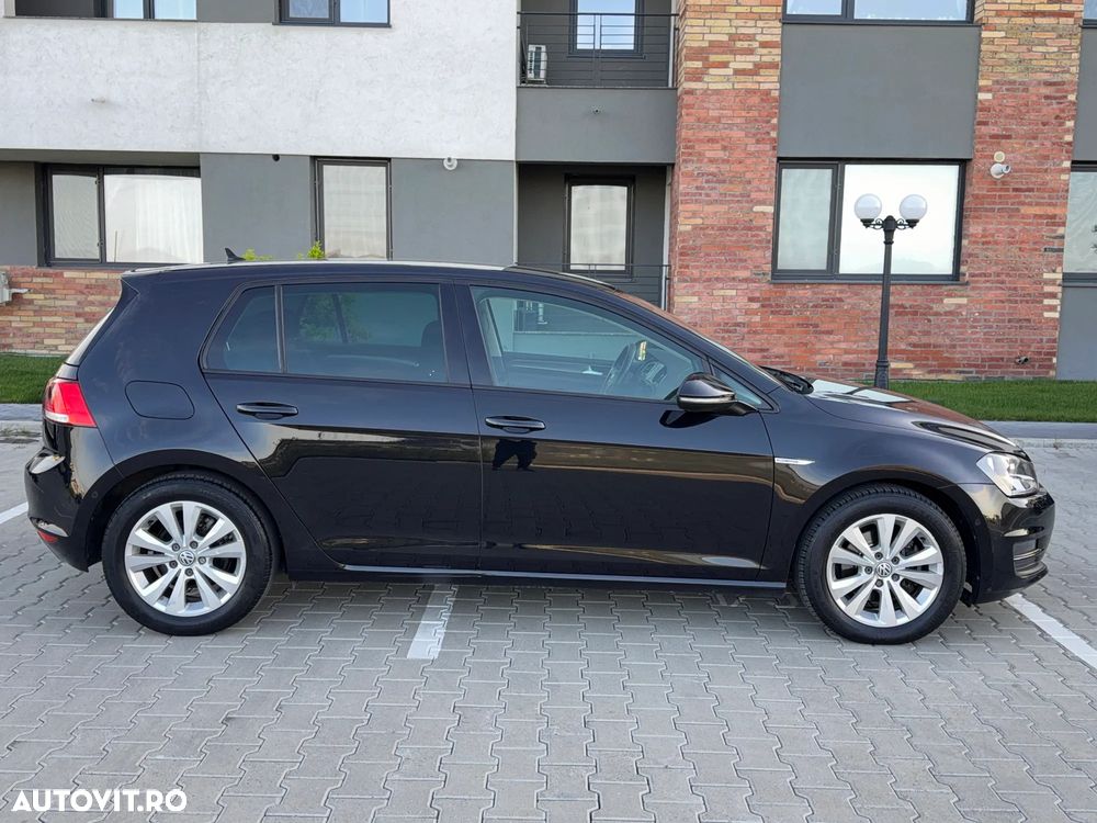 Volkswagen Golf - 13