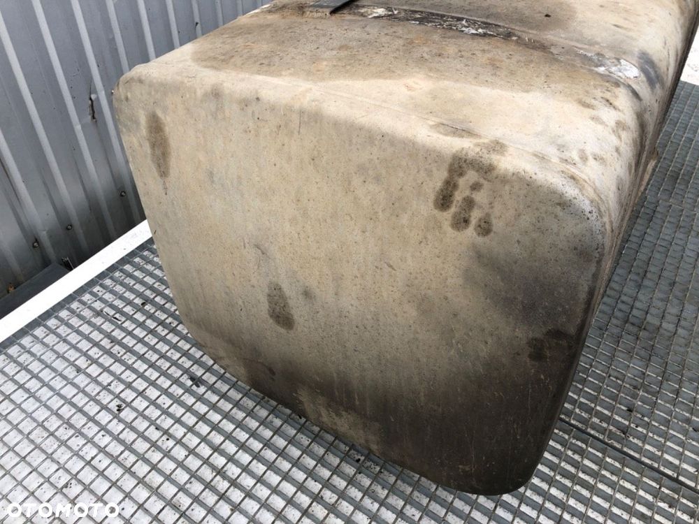 ZBIORNIK PALIWA  SCANIA P,G,R,T - series 2003 - 2022 R 380 279 kW [380 KM] 4x2 2004 1517309 - 6