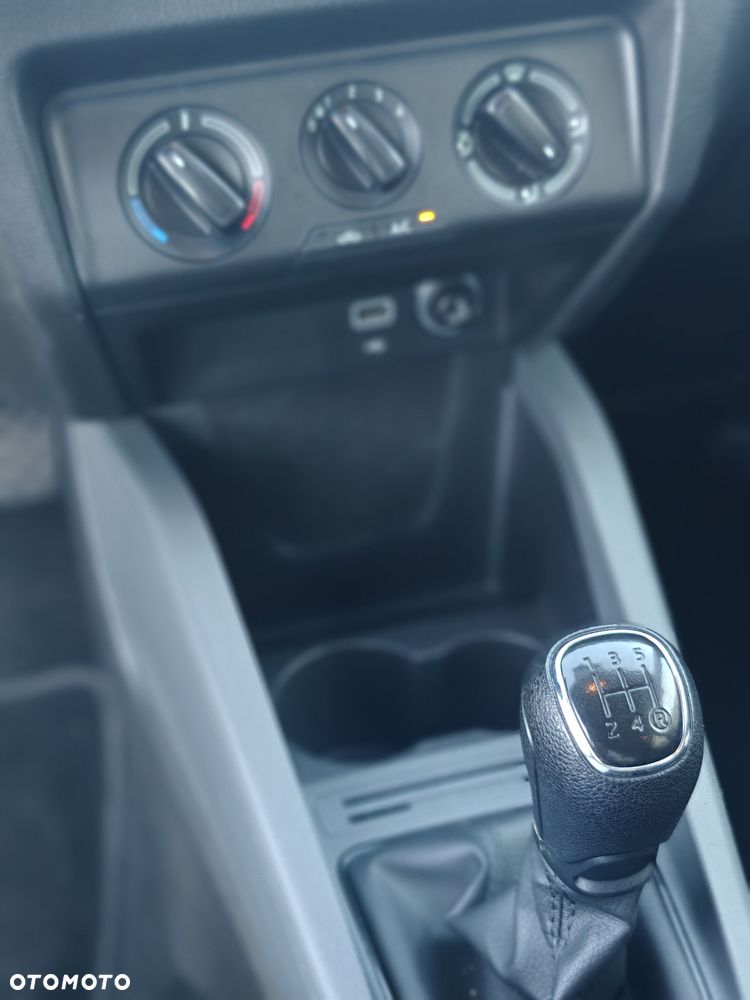 Skoda Fabia - 32