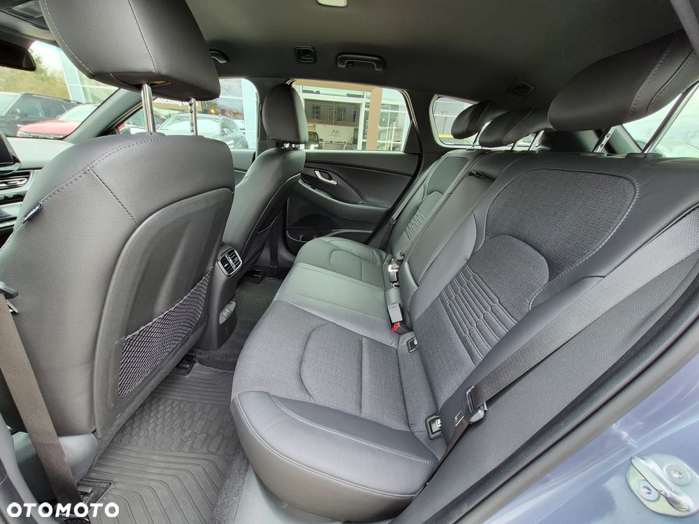 Hyundai i30 1.5 T-GDI 48V Smart - 16