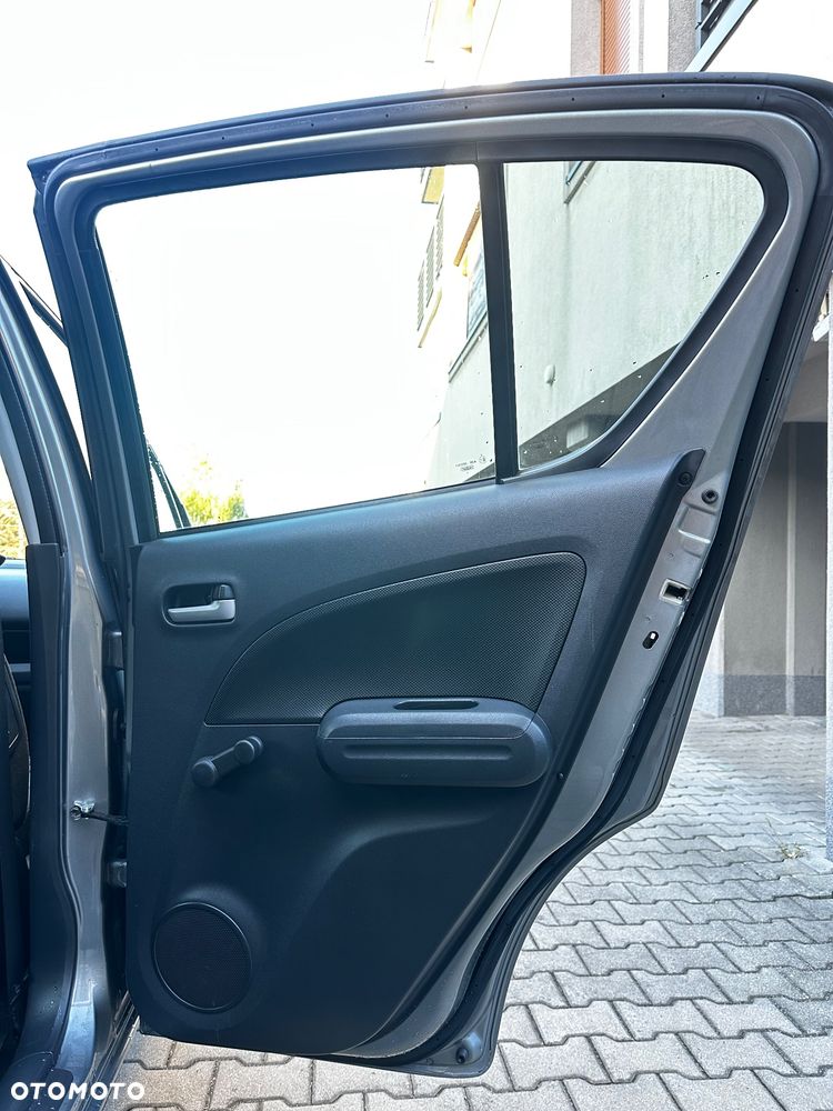 Opel Agila - 26