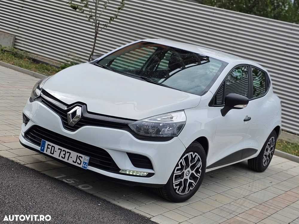 Renault Clio - 2
