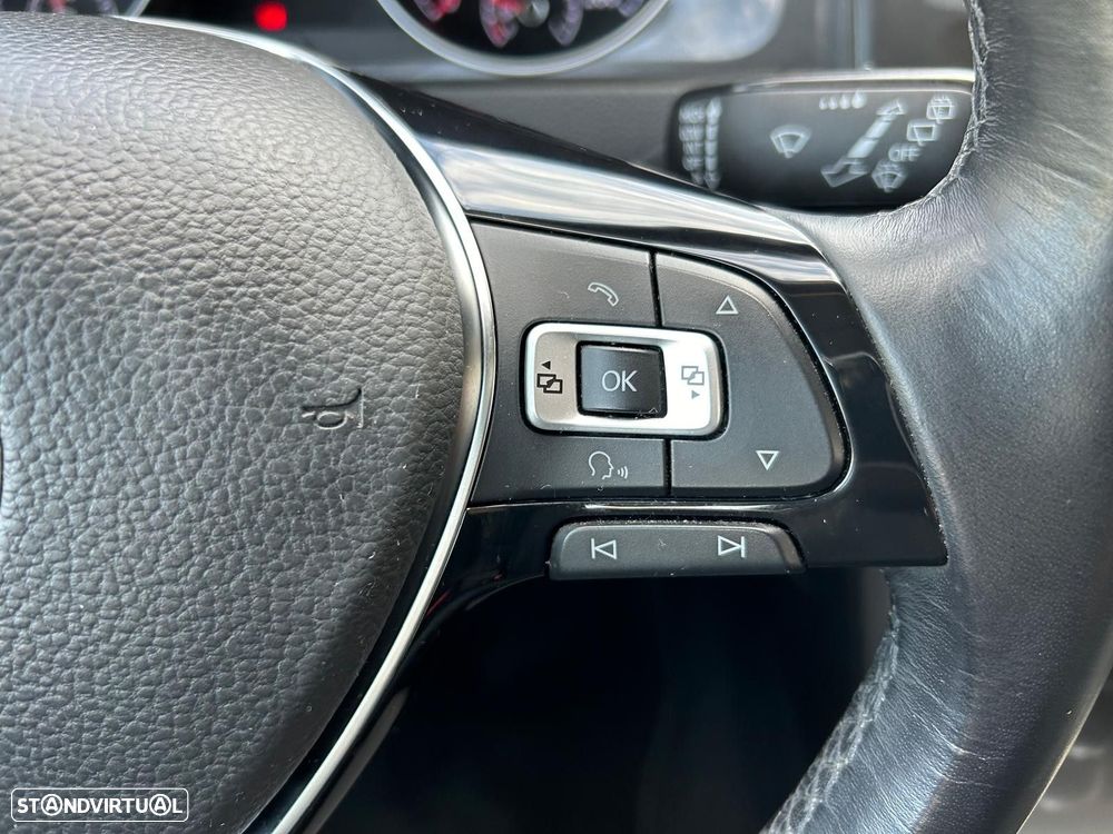 VW Golf Variant 1.6 TDi Confortline - 29