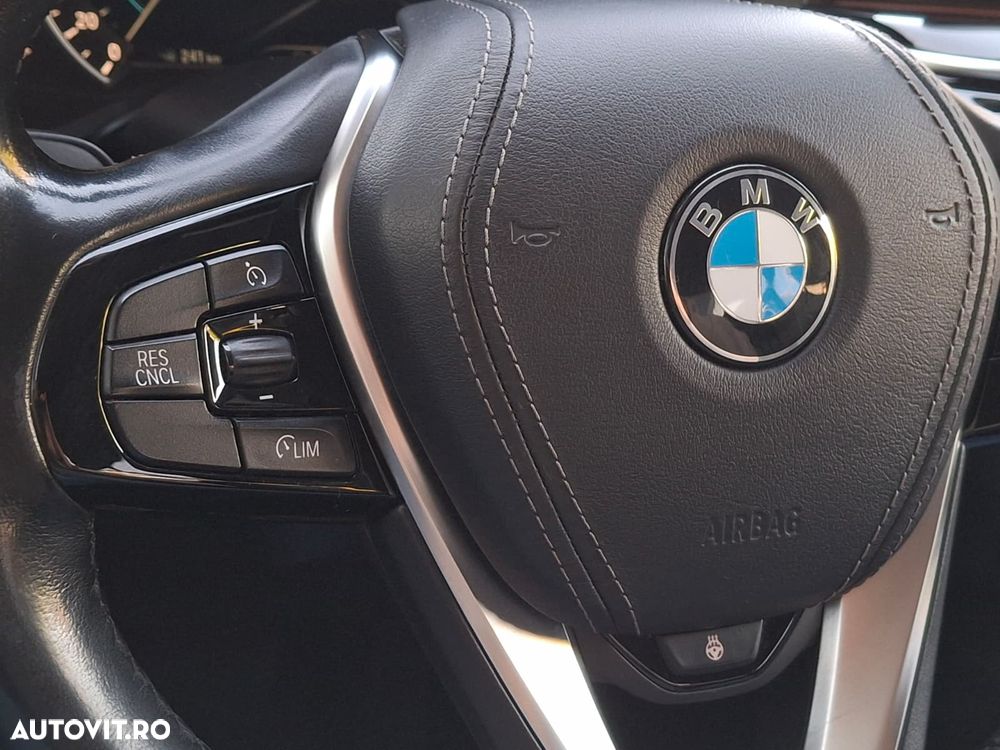BMW Seria 5 - 27