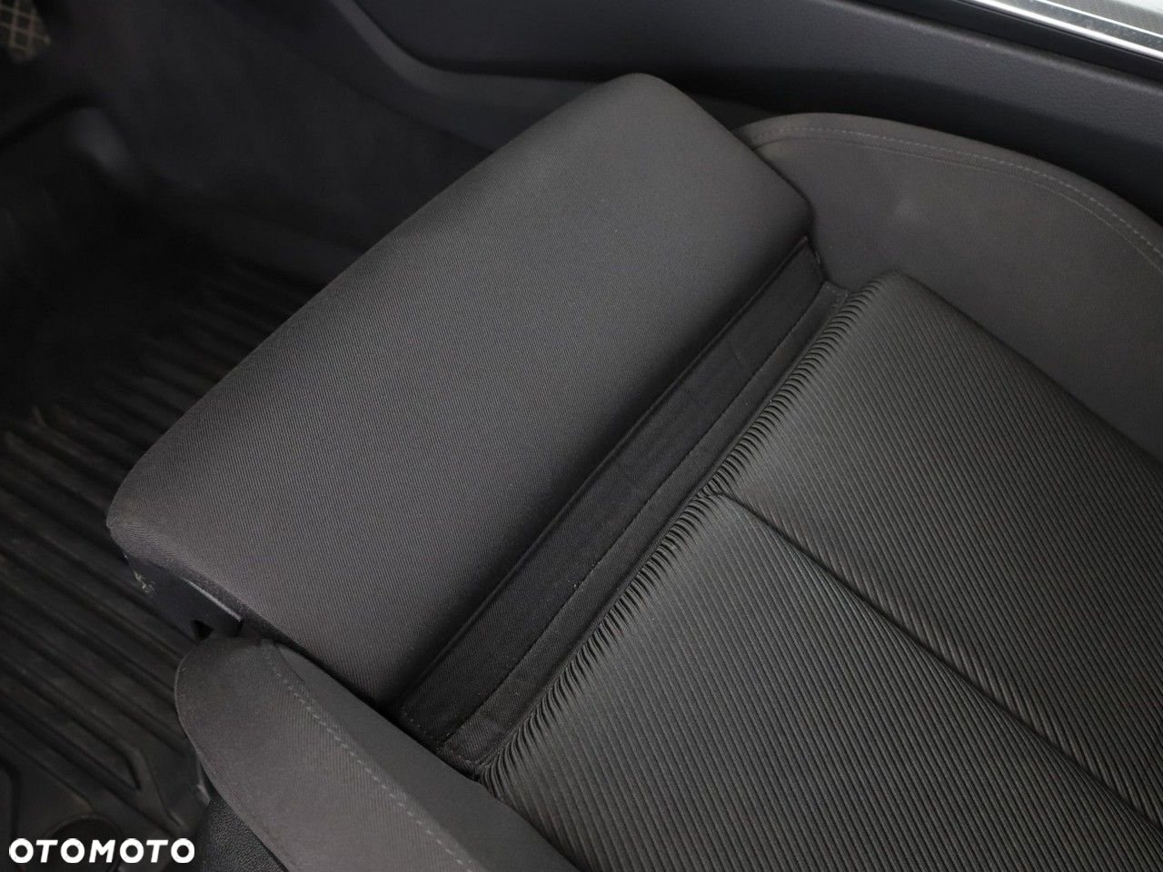 Audi A6 Avant 40 TDI S tronic sport - 35