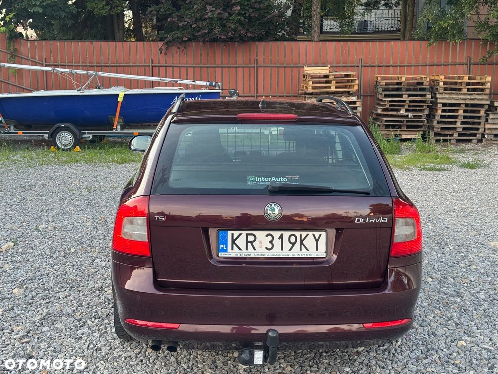 Skoda Octavia 1.8 TSI Elegance DSG - 5