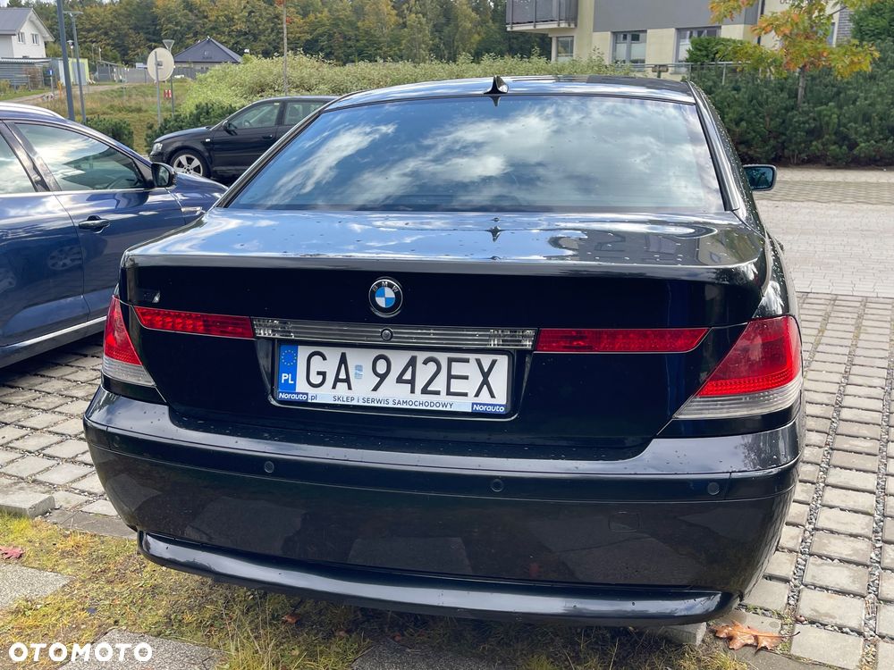 BMW Seria 7 - 11