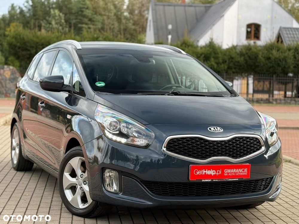 Kia Carens - 2
