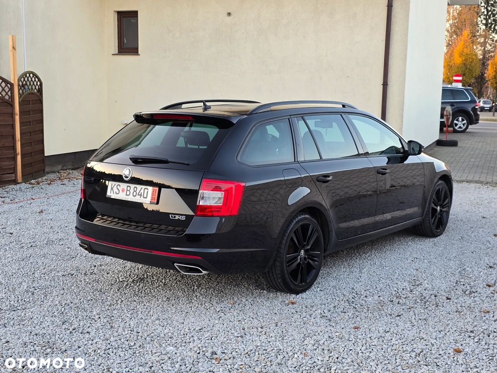 Skoda Octavia 2.0 TDI DSG RS - 12