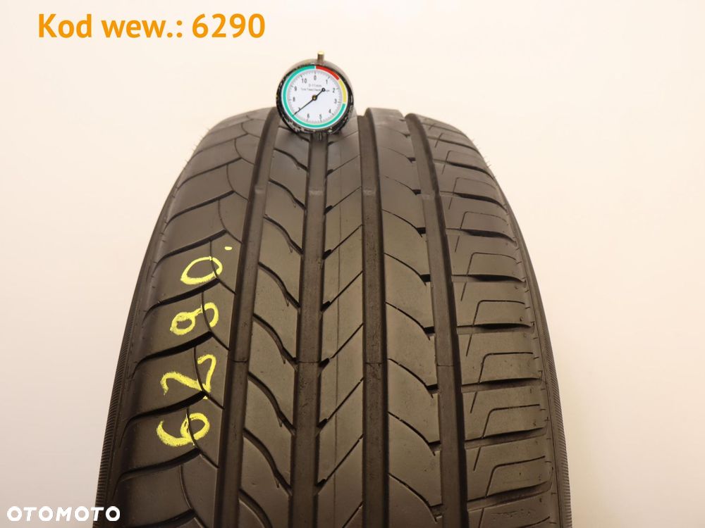 Goodyear EFFICIENTGRIP - 235/60 R17 - 1