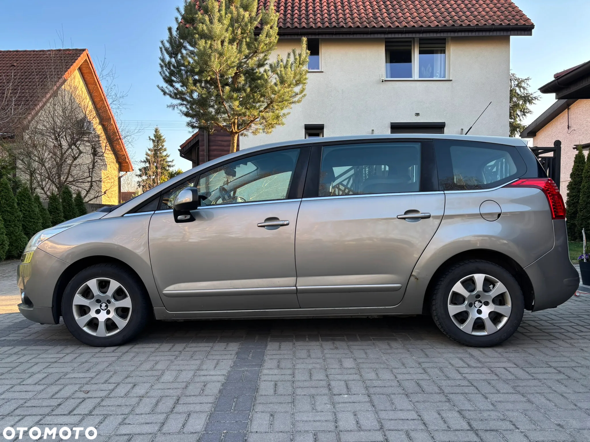 Peugeot 5008 - 6