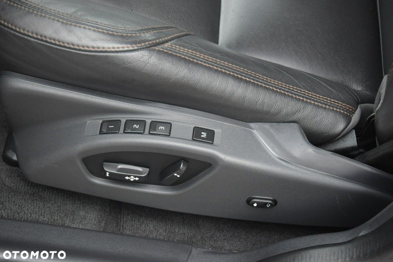Volvo XC 60 D3 Drive-E Kinetic - 26