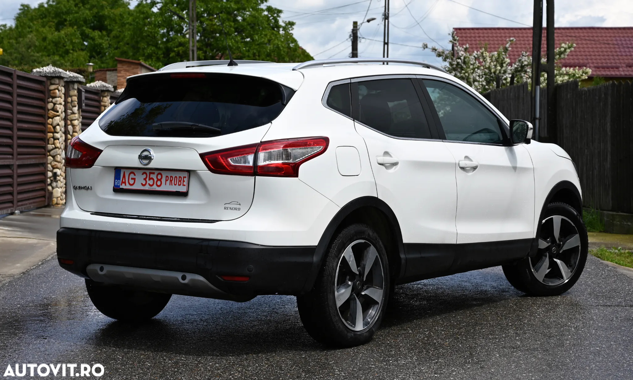 Nissan Qashqai 1.6 DCI N-Connecta - 3