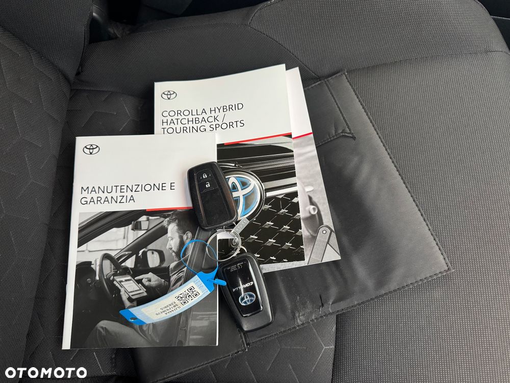 Toyota Corolla 1.8 Business Edition - 14