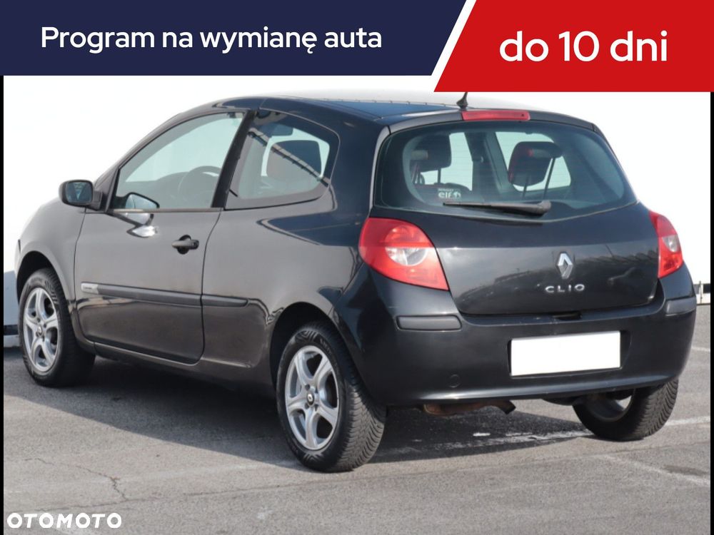 Renault Clio - 6