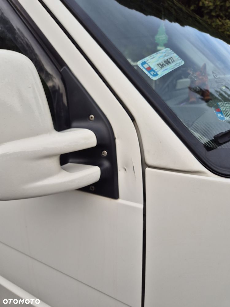 Volkswagen Multivan Standard - 21