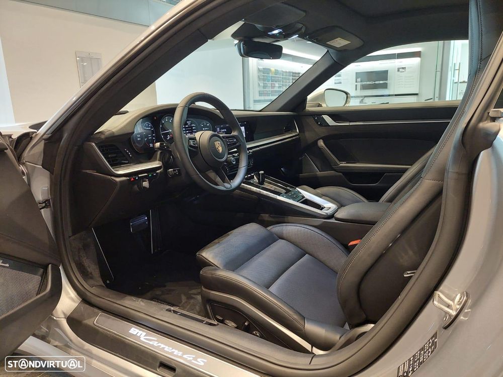 Porsche 911 (992) Carrera 4S PDK - 9